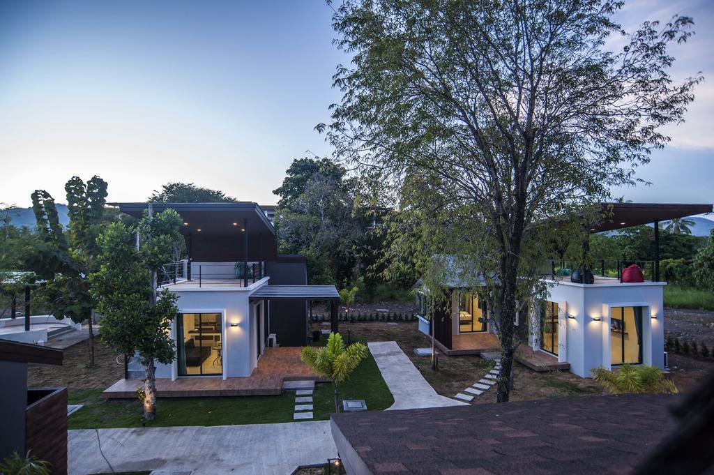 Sea Space Villa Phuket Rawai Buitenkant foto