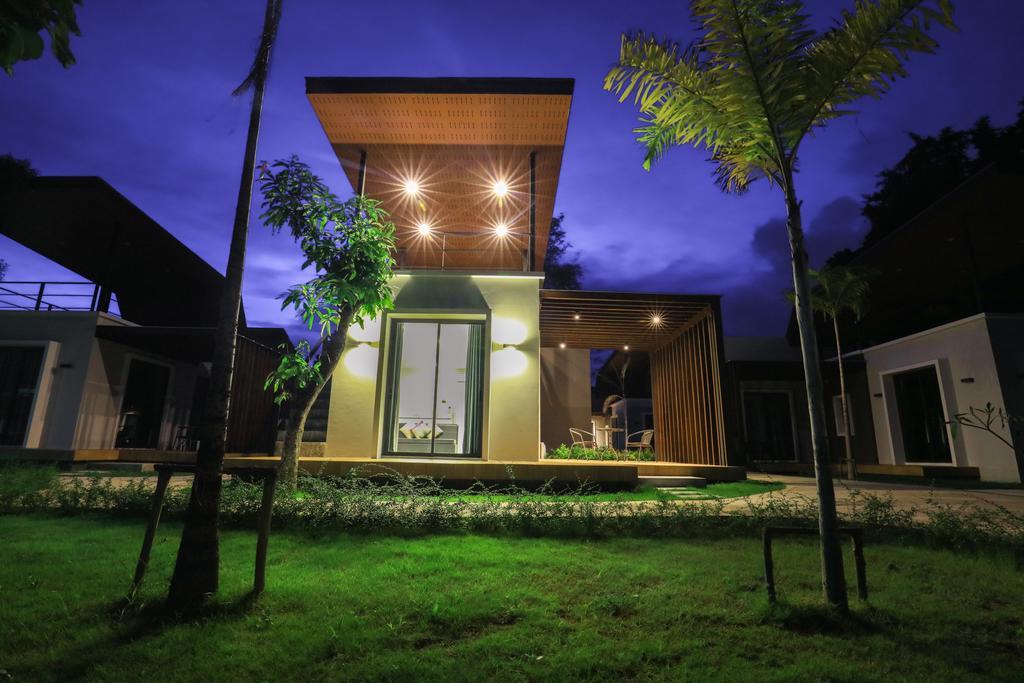 Sea Space Villa Phuket Rawai Buitenkant foto
