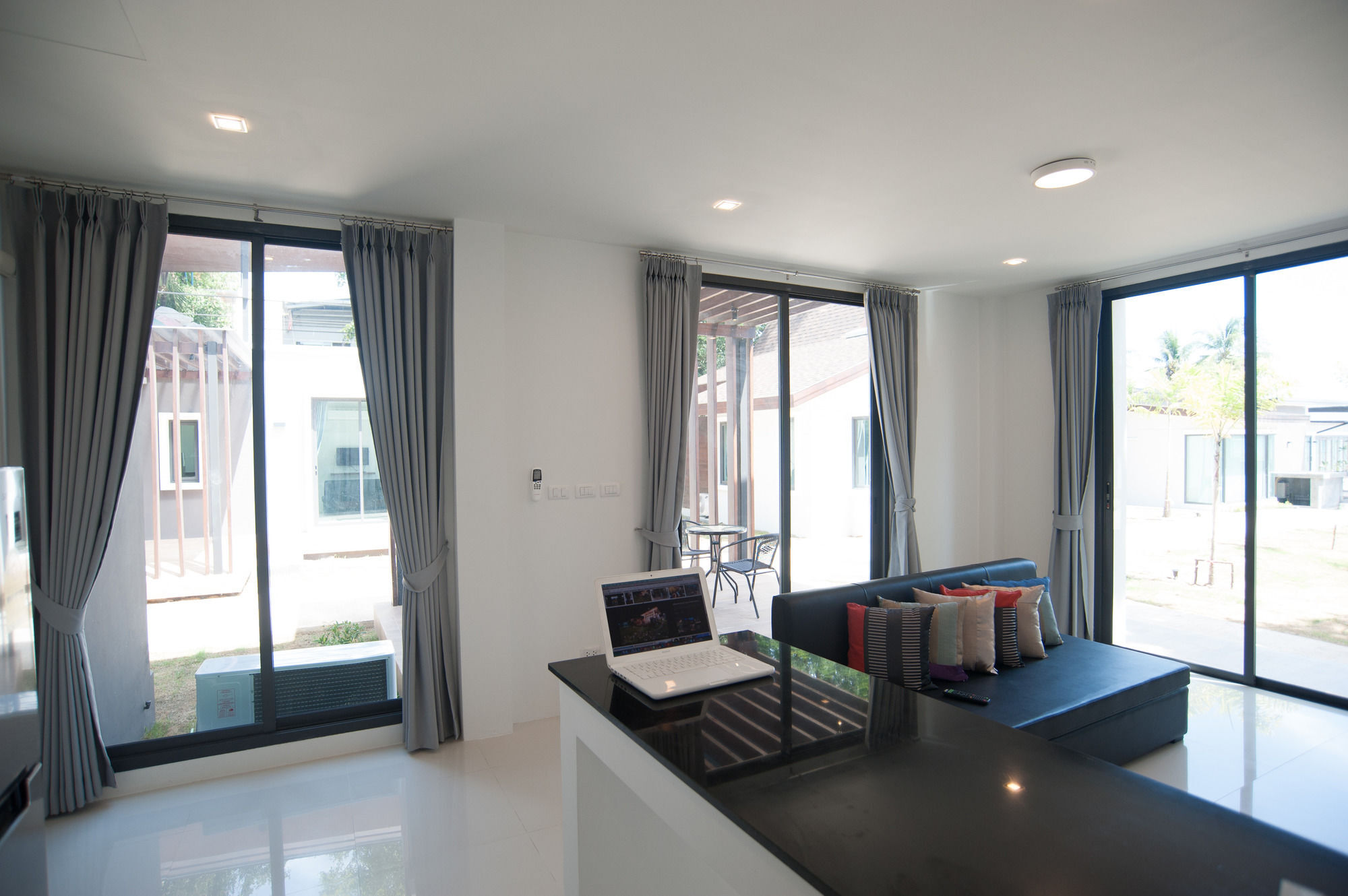 Sea Space Villa Phuket Rawai Buitenkant foto