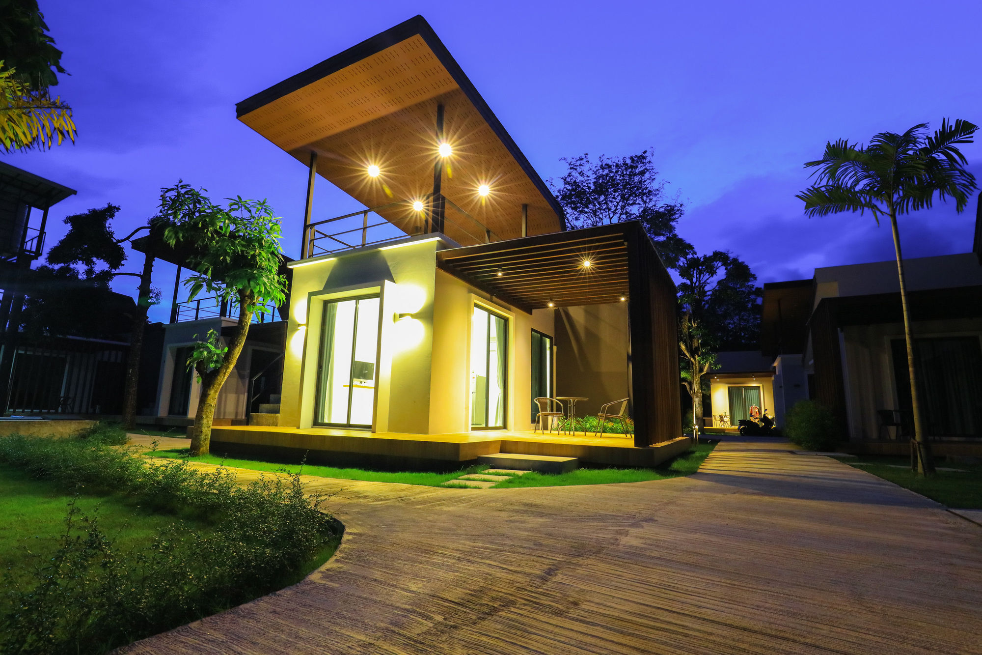 Sea Space Villa Phuket Rawai Buitenkant foto